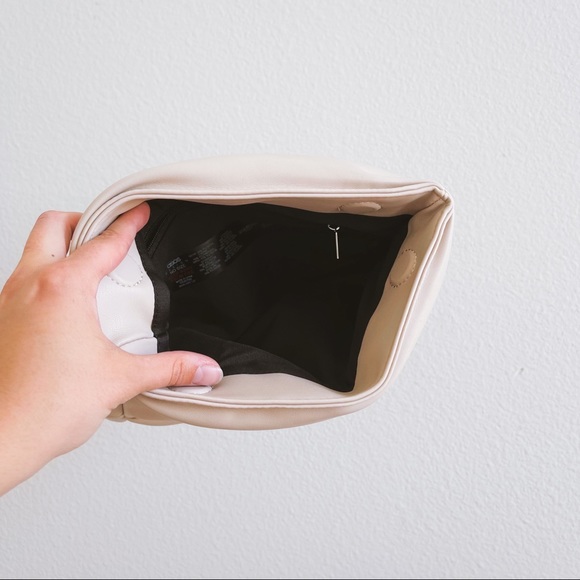 ASOS Cream Faux Leather Clutch - Picture 3 of 3